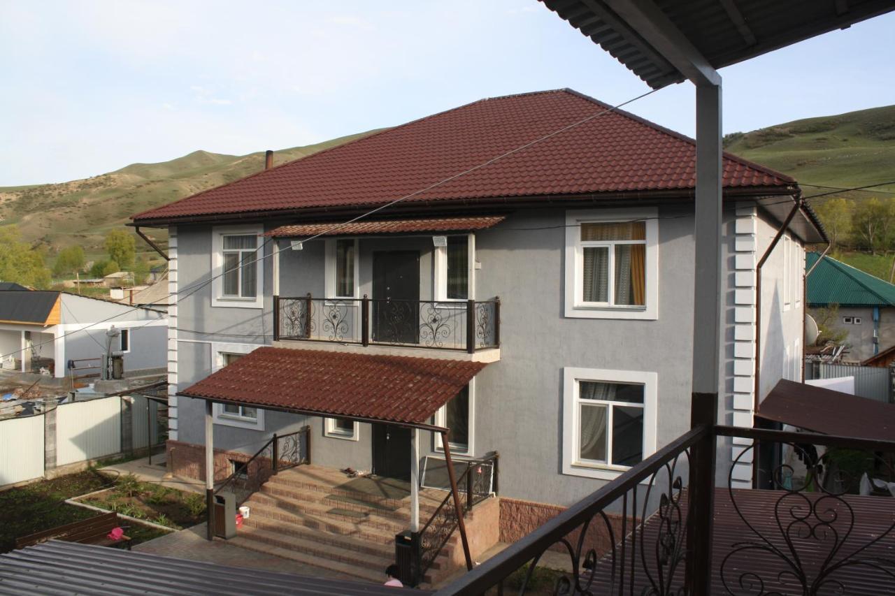 Saty Guest House Eksteriør bilde